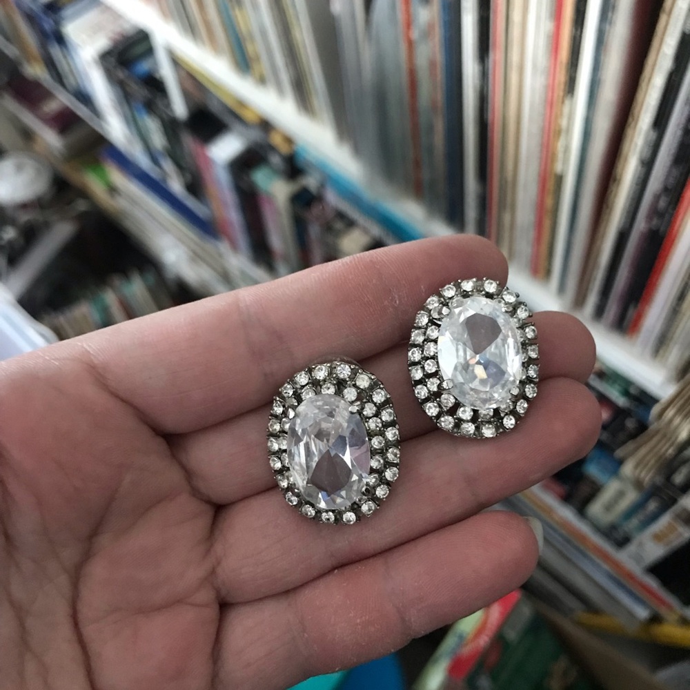 Crystal Oval Halo Stud Earrings - Clear/Silver
